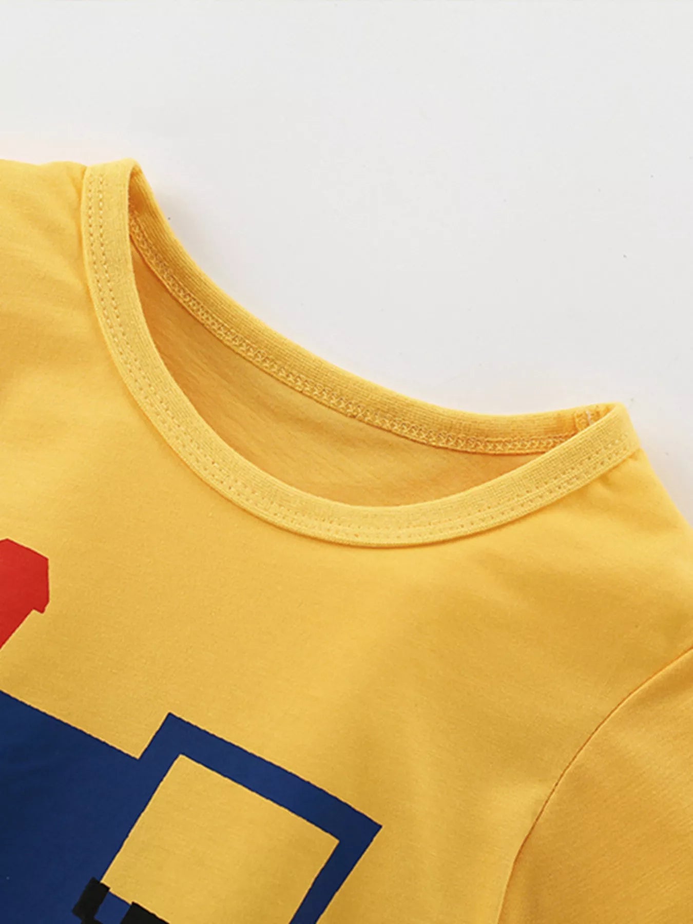 08ee775312c2488c9b2abe01729cf5ce-Max-Origin