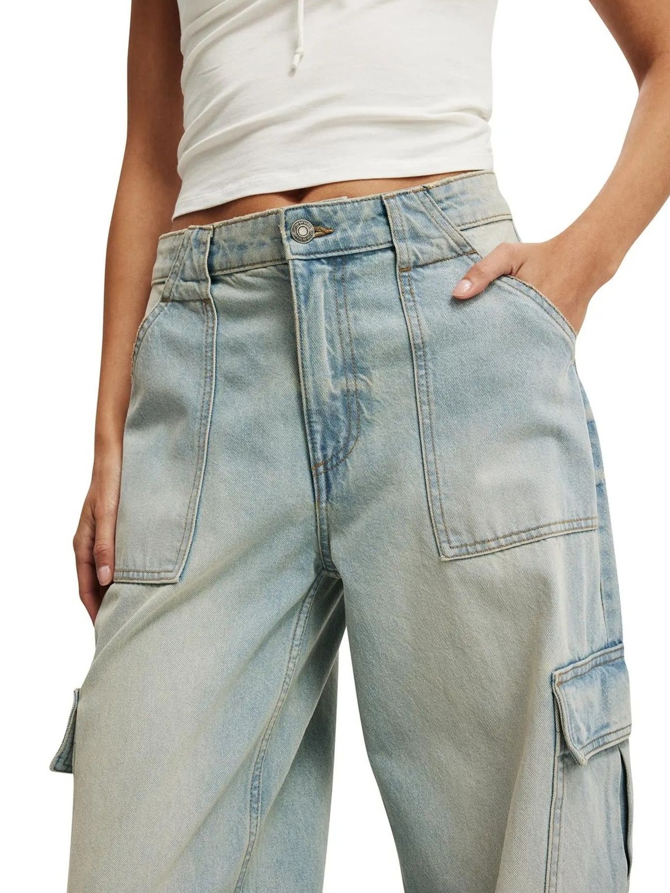 8a7e0b83-581b-4aa1-b775-77fc4d72749a-Max